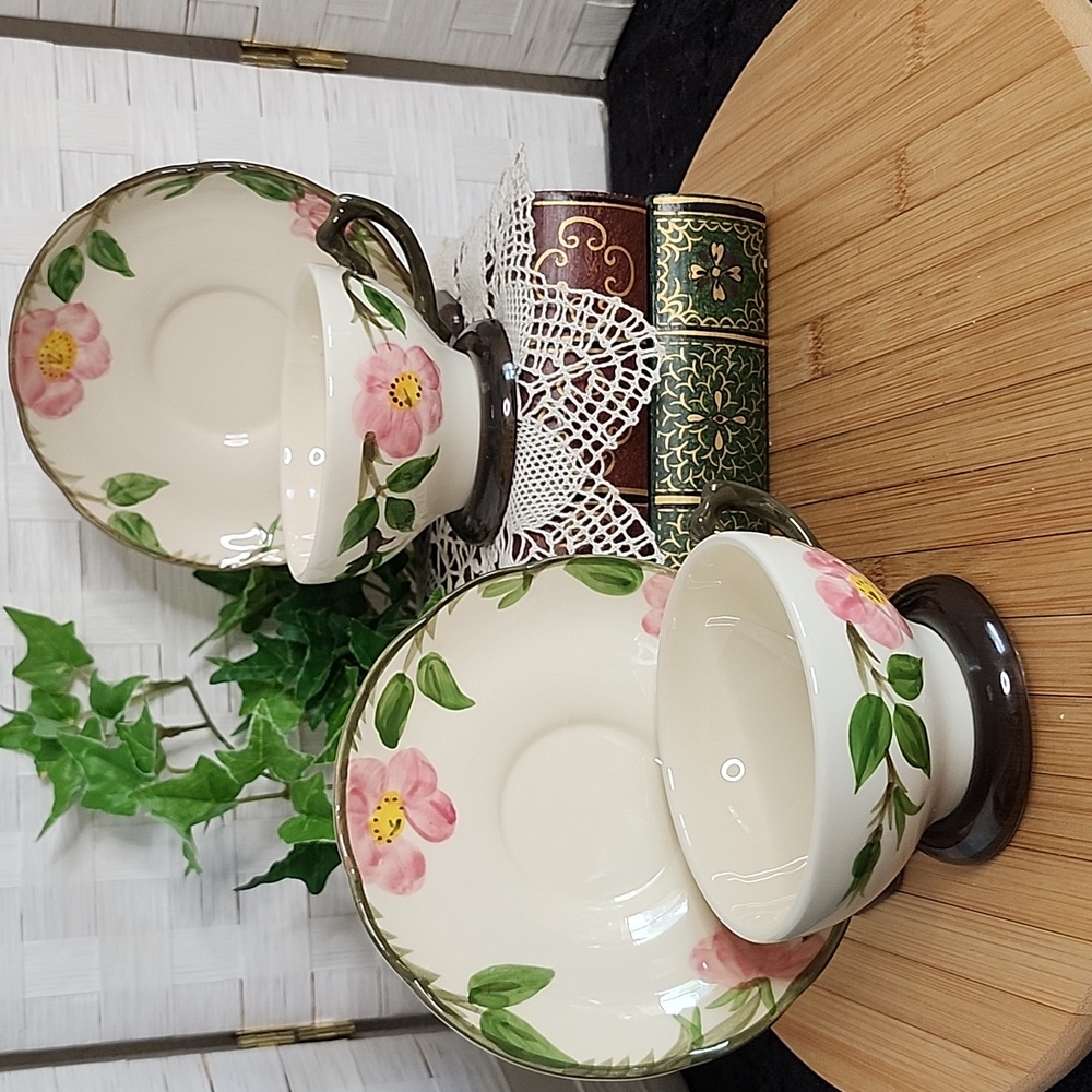 👉*VINTAGE* FRANCISCAN WARE "DESERT ROSE" TEA CUPS & SAUCERS ~MADE IN AMERICA
